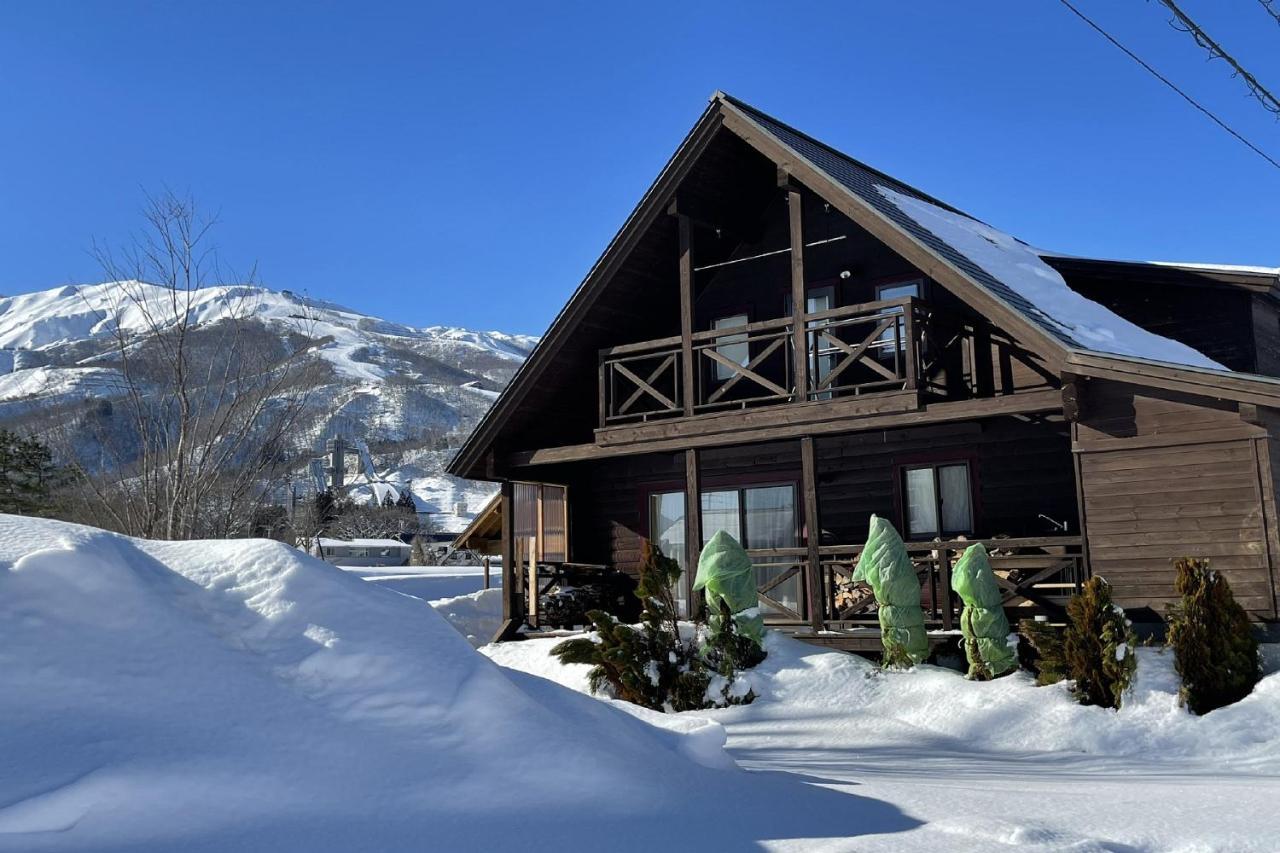 Alpine Chalets האקובה מראה חיצוני תמונה