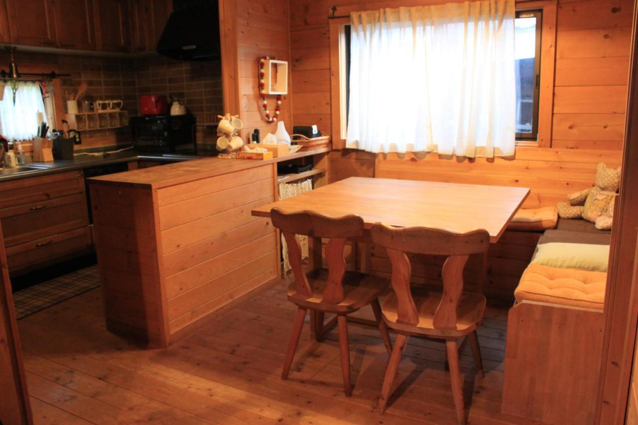 Alpine Chalets האקובה מראה חיצוני תמונה